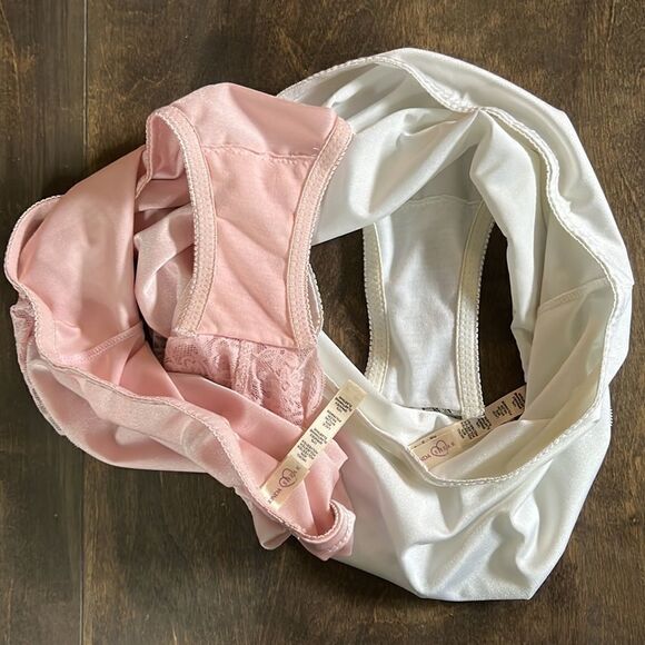 Rhonda Shear 2- pack Smooth Pinup Brief panties Sz-Small - Picture 5 of 7